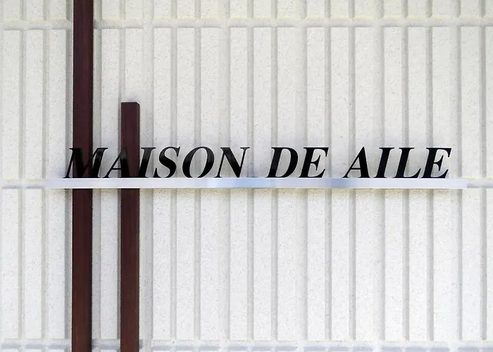 Maizon De Aile Room B